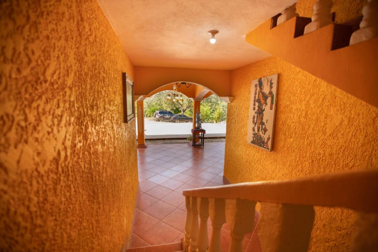 El Mirador De Tansu Hotel Lanquin Exterior photo