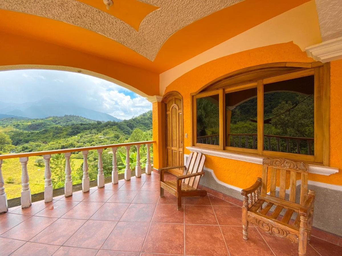 El Mirador De Tansu Hotel Lanquin Exterior photo