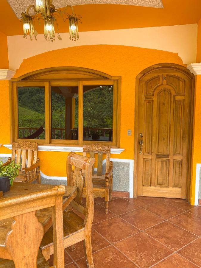 El Mirador De Tansu Hotel Lanquin Exterior photo